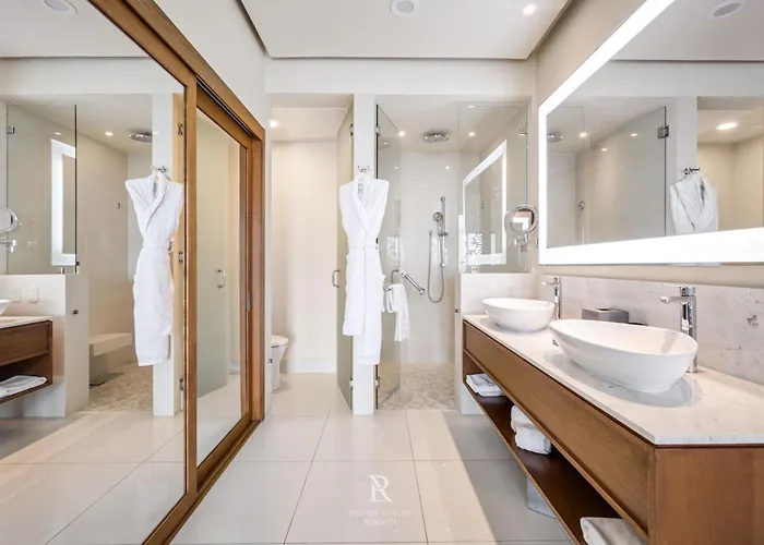 Two Bedroom Ocean View - La Valencia *